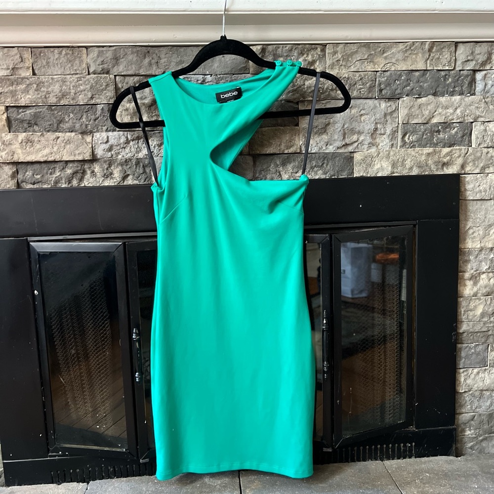 BEBE | bodycon mini dress.
